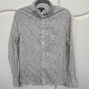 Express Men's Light Gray Patterned Button-Down Shirt